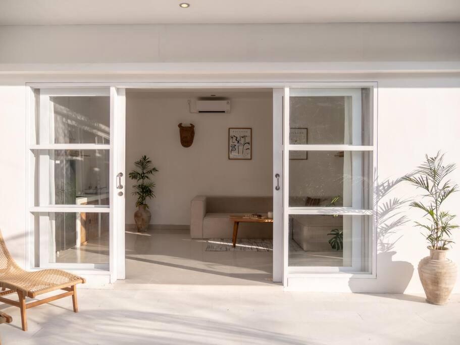 הוילה Uluwatu Casa Majorca At Ulu מראה חיצוני תמונה