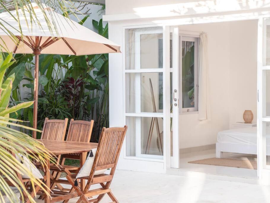 הוילה Uluwatu Casa Majorca At Ulu מראה חיצוני תמונה